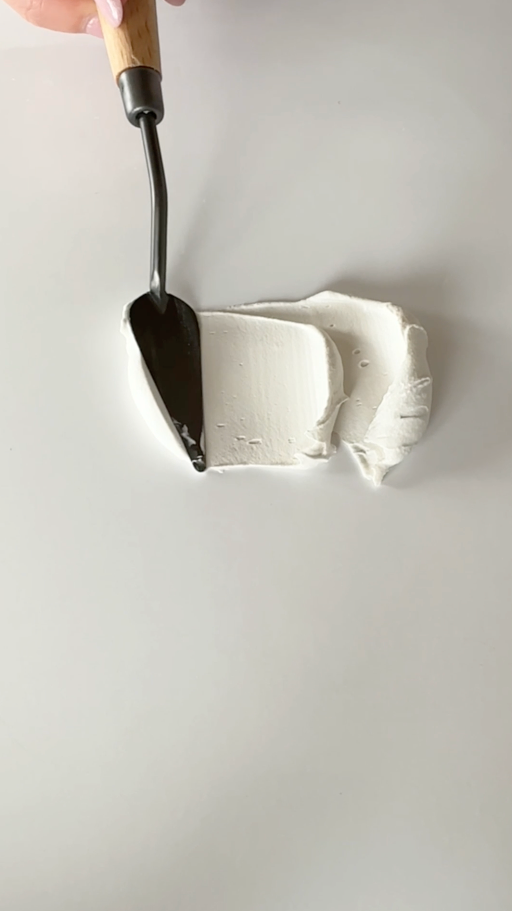 Ultra smooth texture paste for textured art